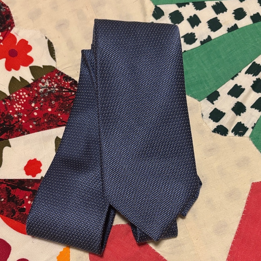 Hart Schaffner Marx Tie